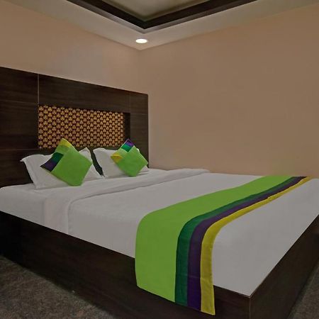 Treebo Trend Palm Tree Hotel Chennai Ngoại thất bức ảnh