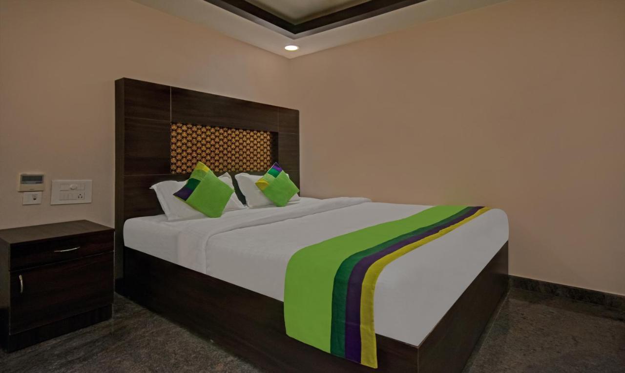 Treebo Trend Palm Tree Hotel Chennai Ngoại thất bức ảnh