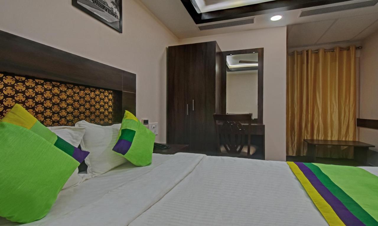 Treebo Trend Palm Tree Hotel Chennai Ngoại thất bức ảnh