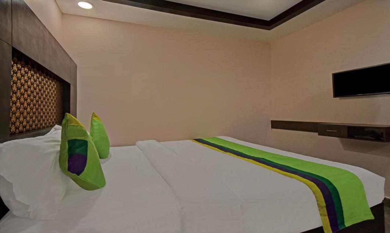 Treebo Trend Palm Tree Hotel Chennai Ngoại thất bức ảnh