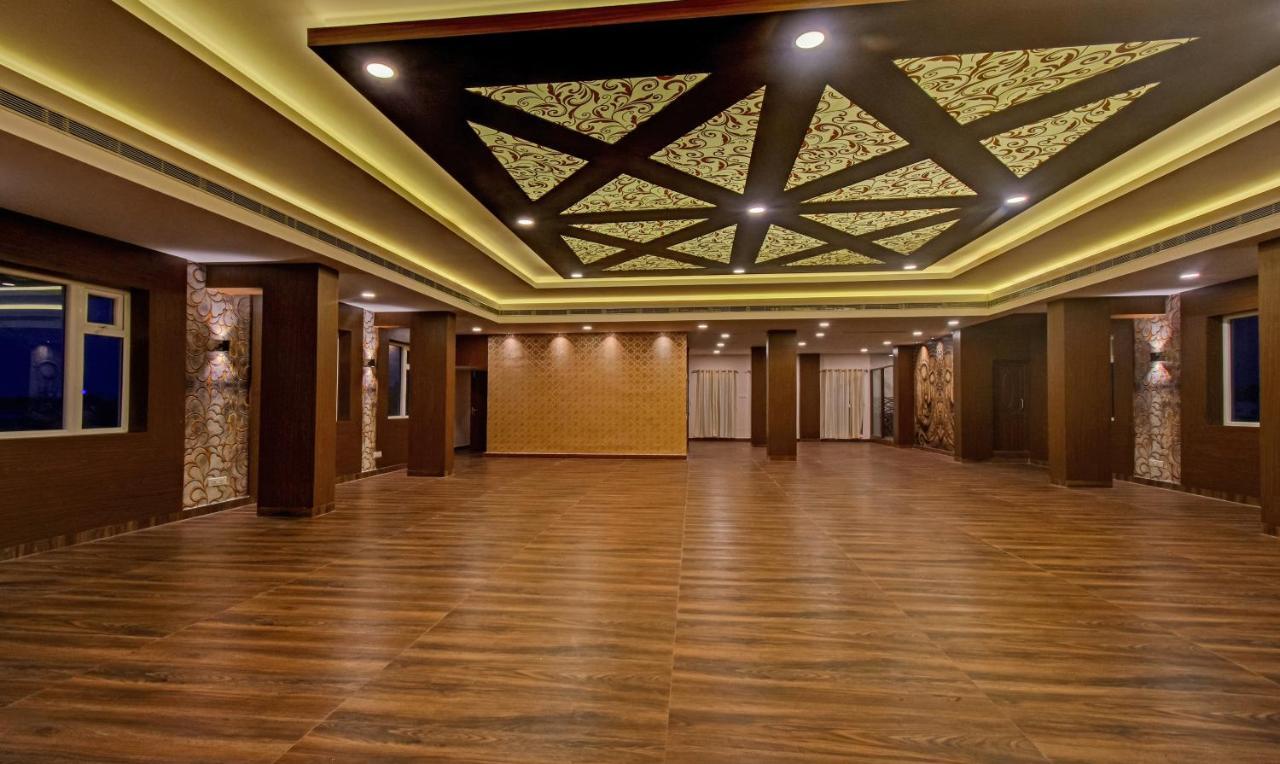 Treebo Trend Palm Tree Hotel Chennai Ngoại thất bức ảnh
