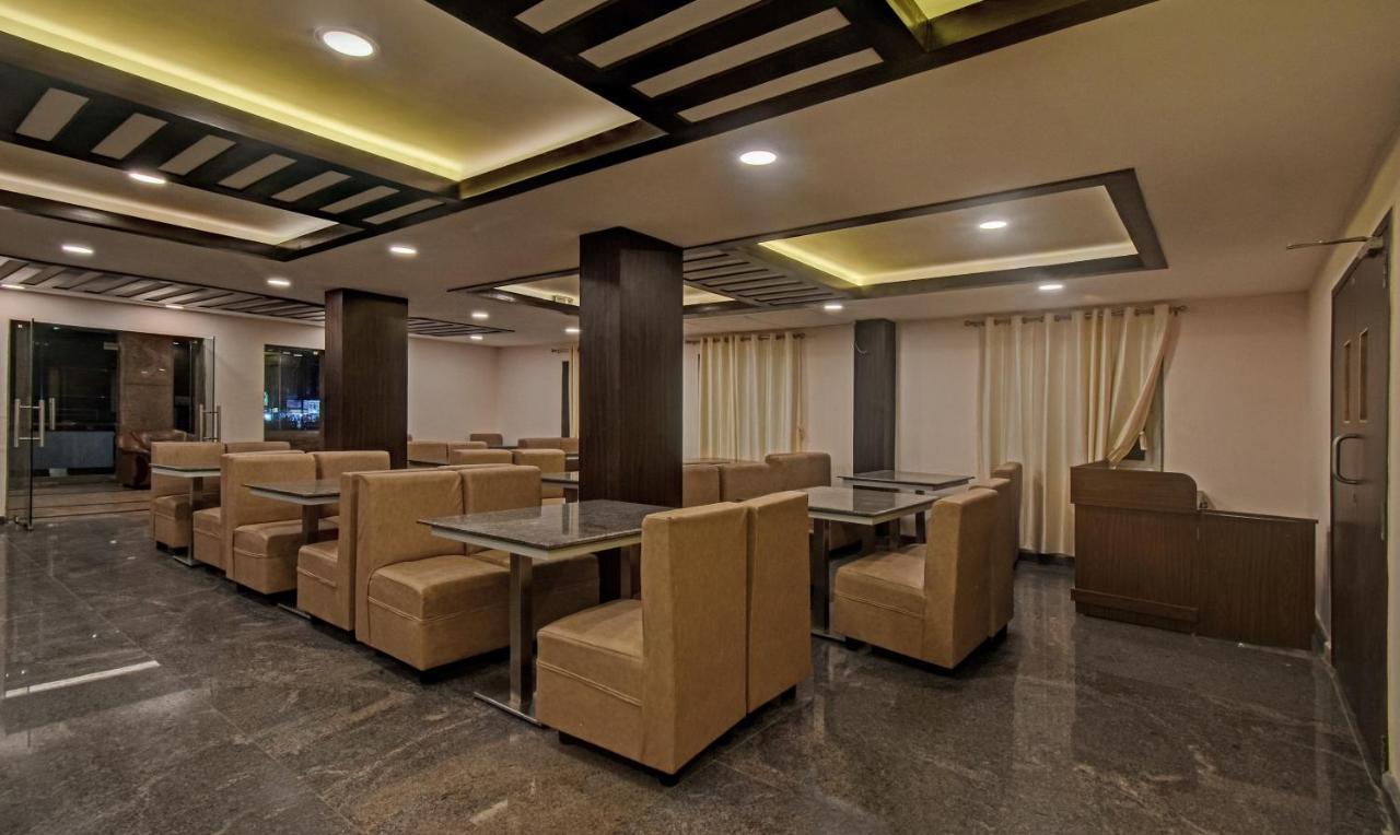 Treebo Trend Palm Tree Hotel Chennai Ngoại thất bức ảnh